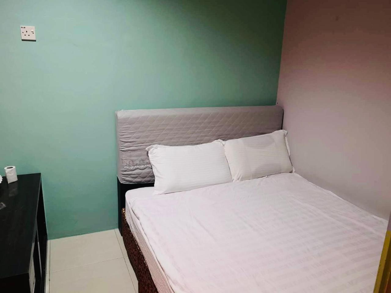 איפוה Home Inn Hotel מראה חיצוני תמונה