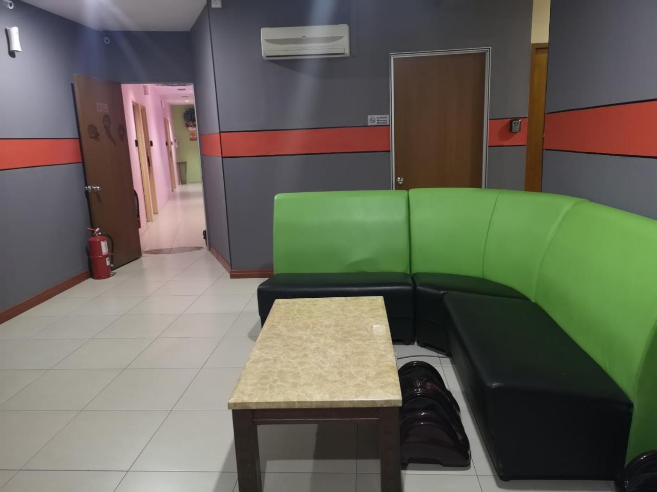 איפוה Home Inn Hotel מראה חיצוני תמונה