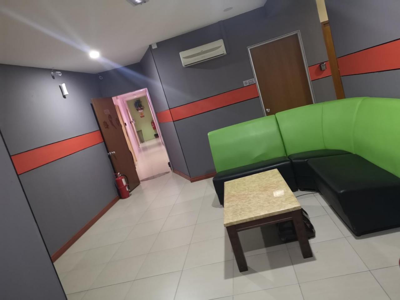 איפוה Home Inn Hotel מראה חיצוני תמונה