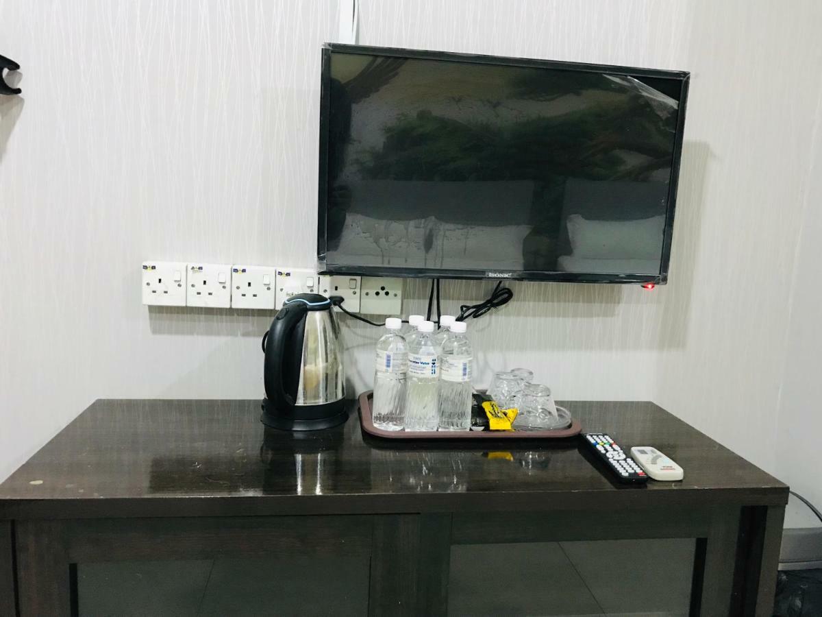 איפוה Home Inn Hotel מראה חיצוני תמונה